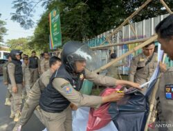 Pemkot Bogor tertibkan ratusan spanduk bacawalkot tak berizin