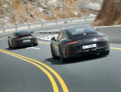 Porsche perkenalkan 911 “hybrid” akhir Mei