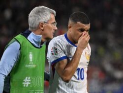 Tak Ada Rencana Operasi, Kylian Mbappe Pakai Pelindung Hidung Lawan Belanda