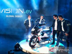 IMOTO resmi kenalkan sepeda motor elektrik pertamanya di Indonesia