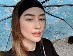 Adik Kimberly Ryder Sentil Edward Akbar, Ingatkan Jangan Coba-Coba Bikin Drama dengan Kakaknya