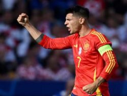 Stasiun TV Bikin Kesalahan Alvaro Morata Kena Kartu Kuning