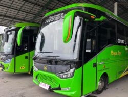 Hino pasok armada untuk PO Puspa Jaya