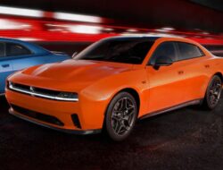 Dodge Charger Daytona dengan baterai solid-state akan diuji 2026