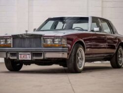 Mobil terakhir Elvis Presley, Cadillac Seville 1977 dilelang