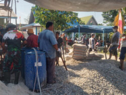 Warga menyambut kegiatan TMMD ke -124 kodim 0320 Dumai dengan antusias